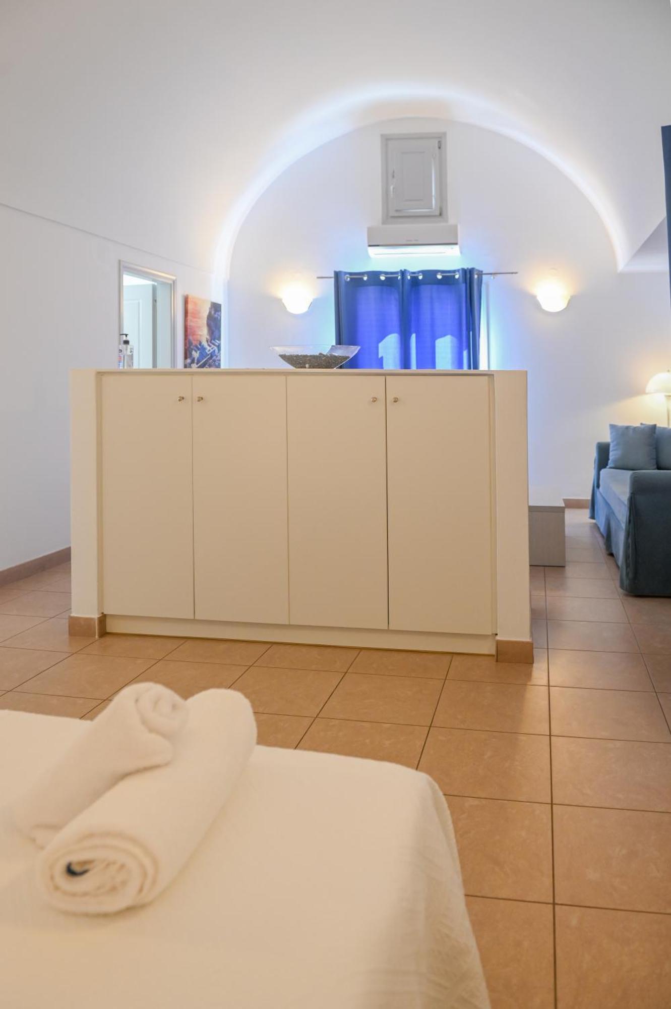 Atrium Villa Fira  Exterior photo