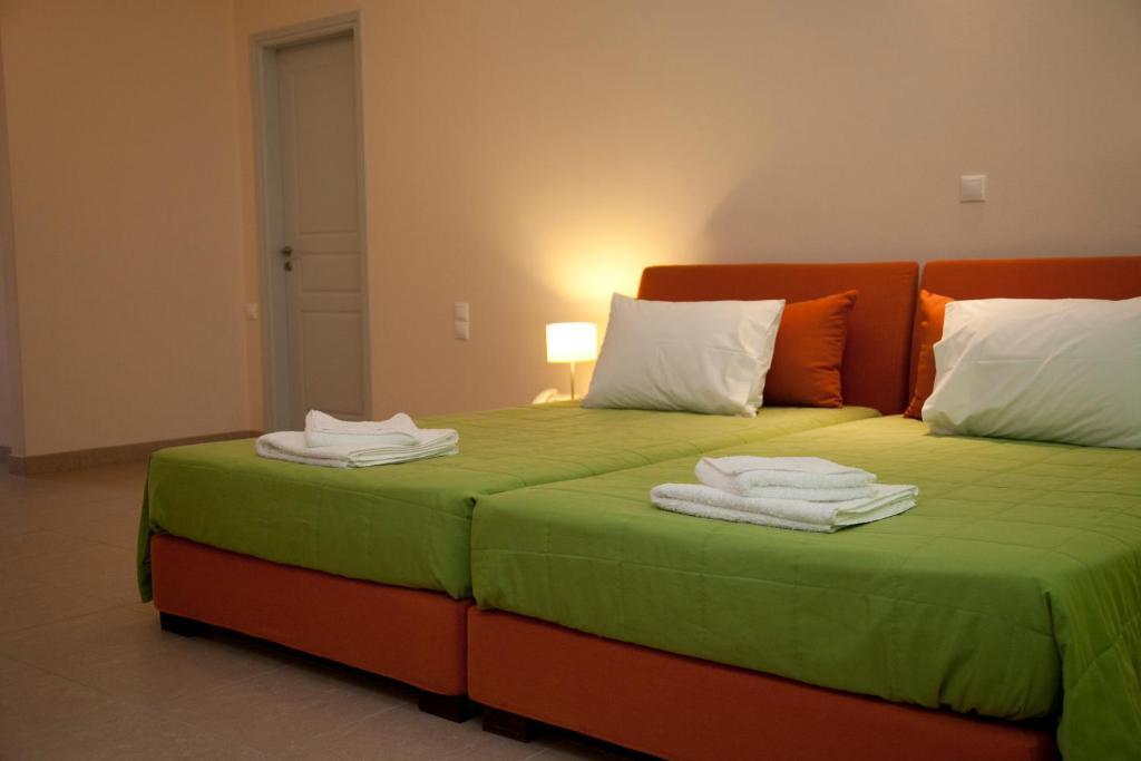 Atrium Villa Fira  Room photo